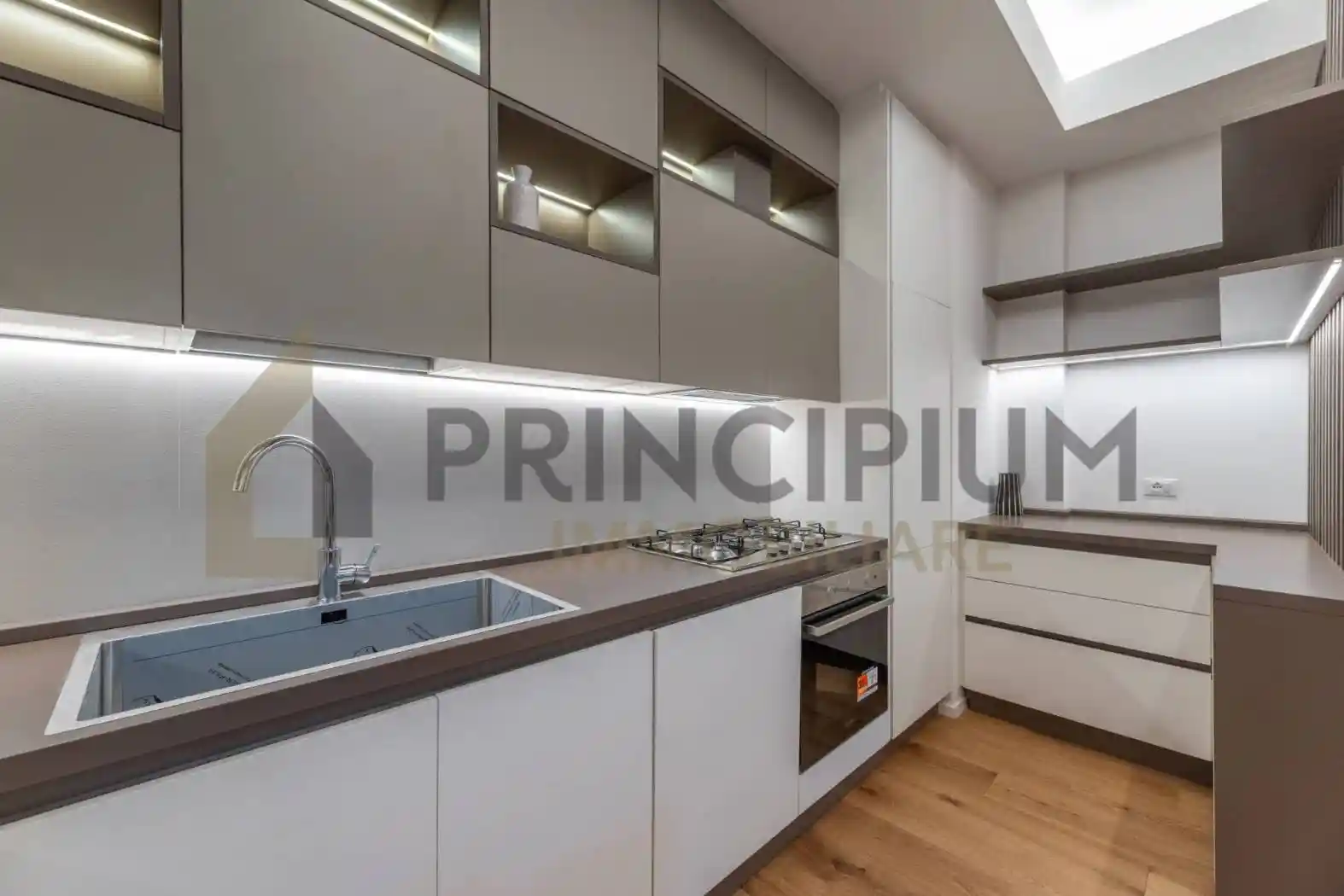 Quadrilocale via Cornelio Nepote 16, Medaglie d'Oro, Roma - foto 4