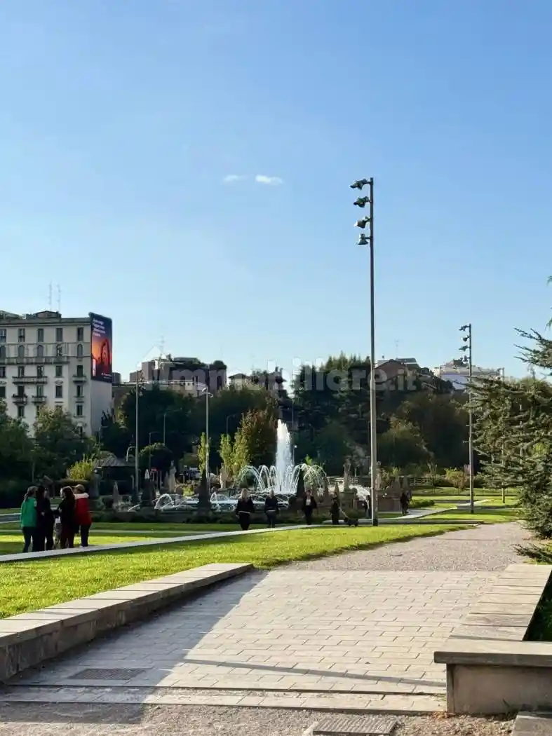 Appartamento ottimo stato, terzo piano, City Life, Milano - foto 2