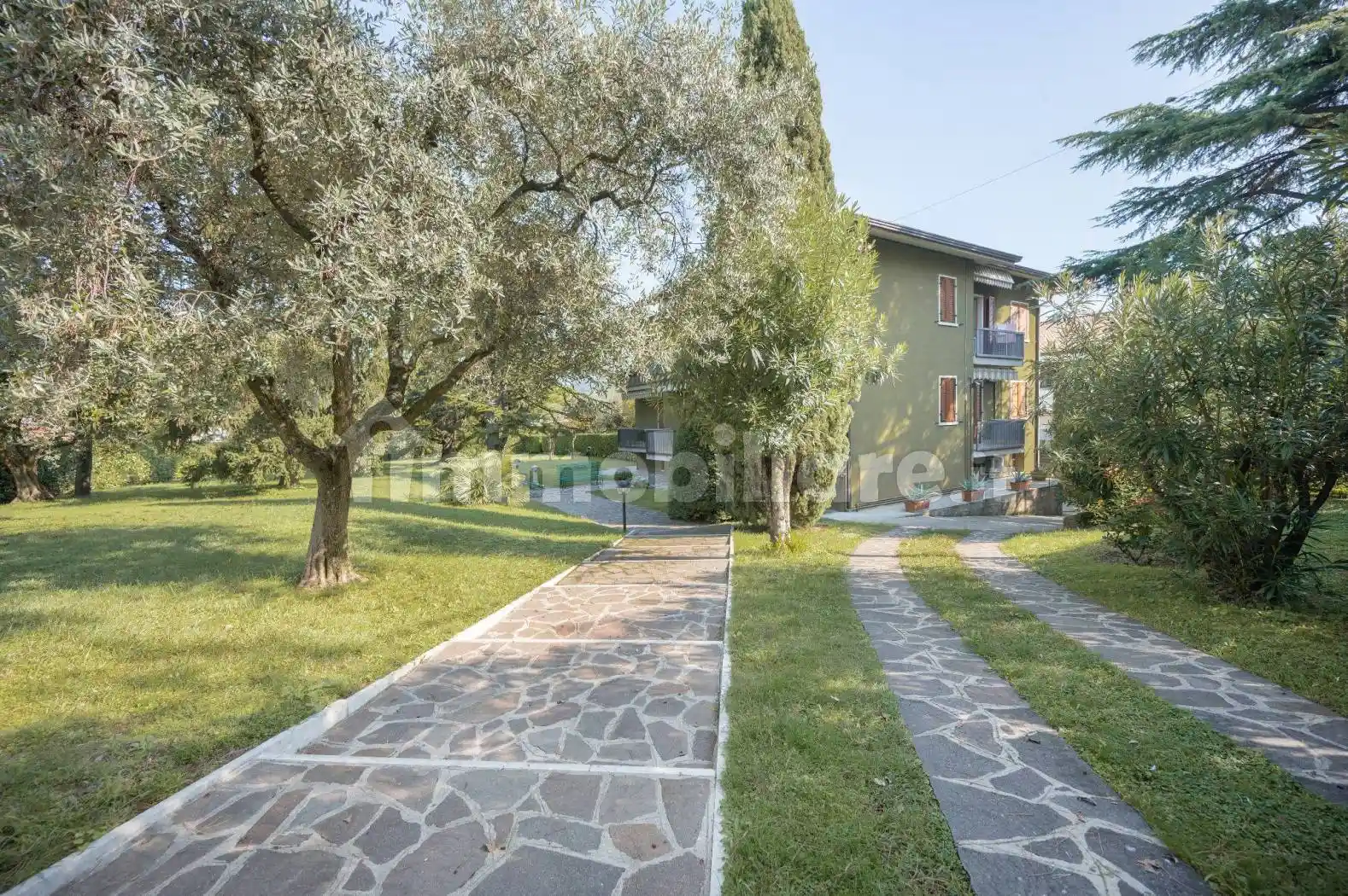 Appartamento in vendita a Garda