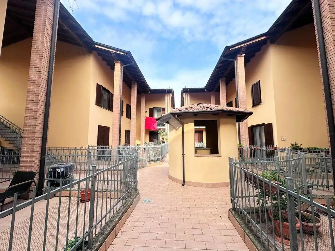 Appartamento in vendita a Vistarino