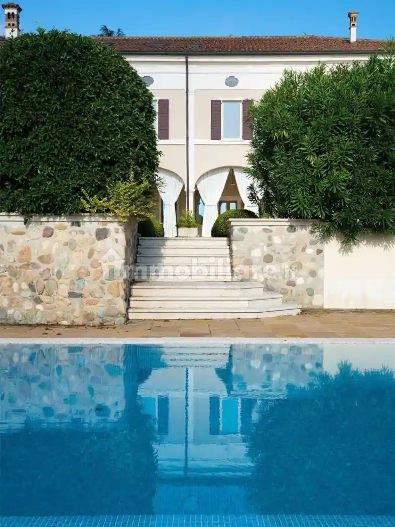 Villa in vendita a Calcinato