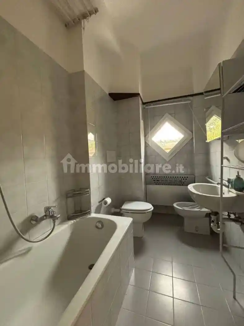 Trilocale via Giuseppe Merzario 4, Albate - Muggiò, Como - foto 2