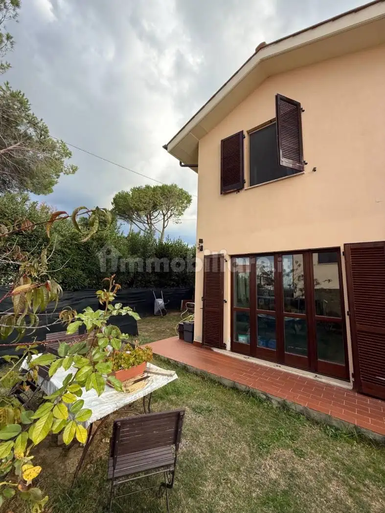 Villa in vendita a Santa Luce