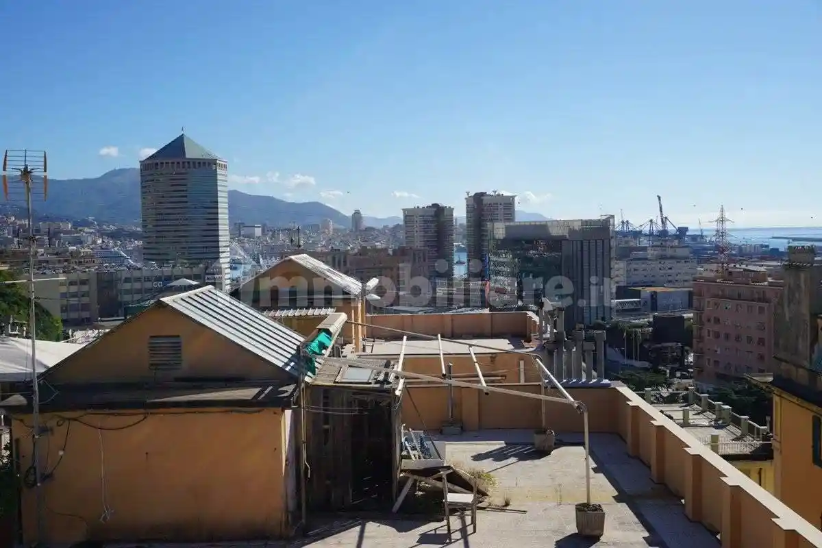 Appartamento in vendita a Genova