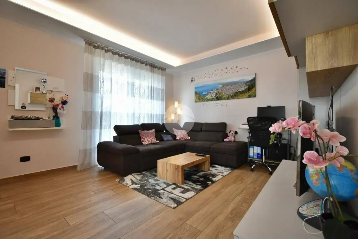 Villa in vendita a Borghi