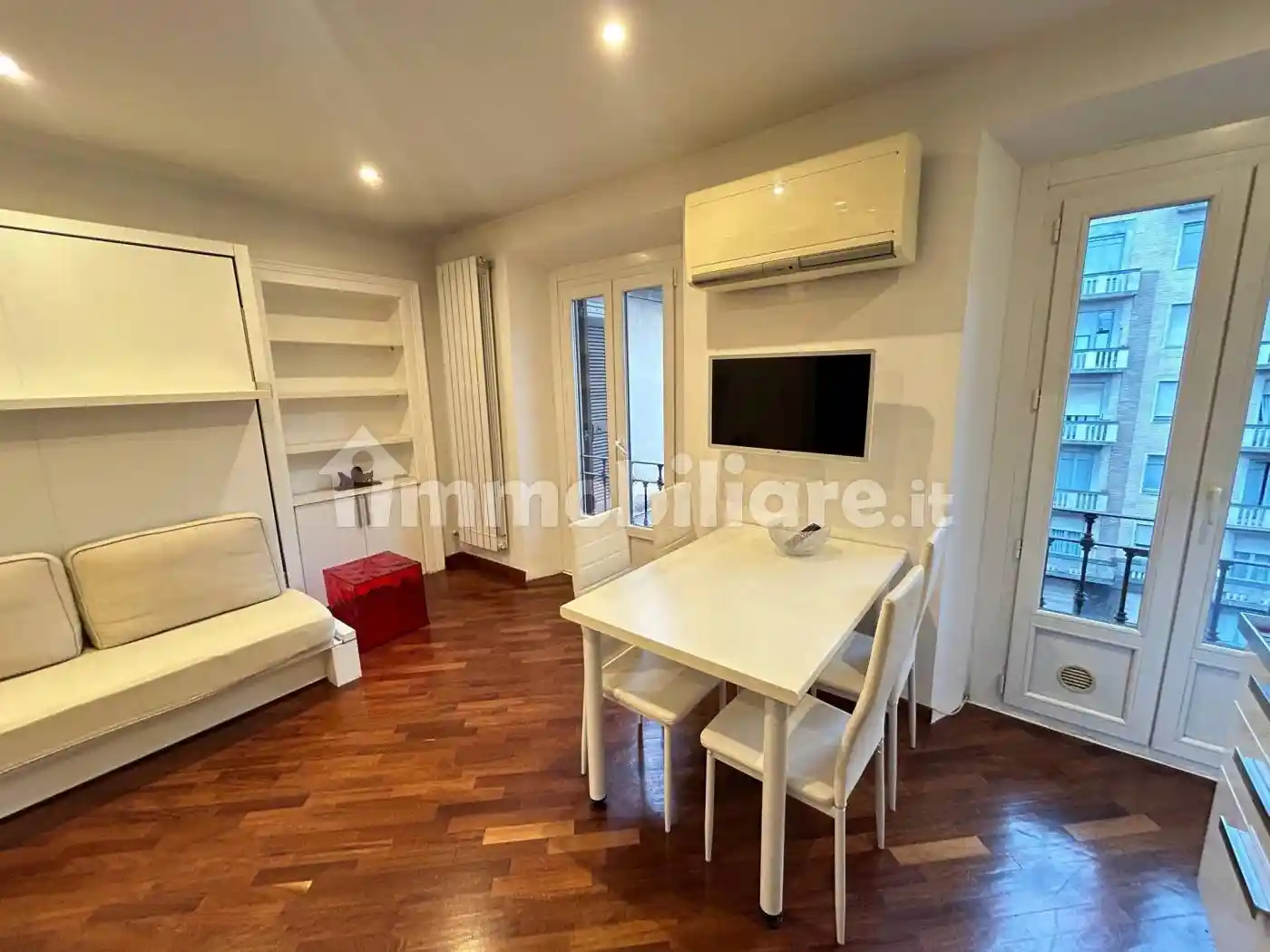 Monolocale via Lazzaro Palazzi 4, Porta Venezia, Milano - foto 2