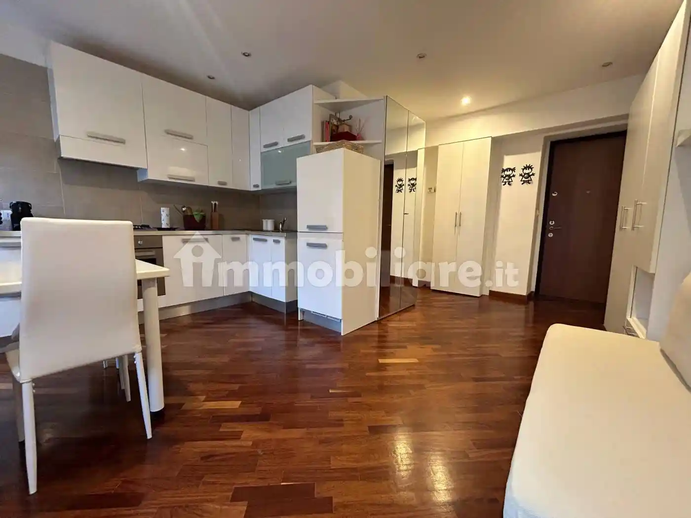 Monolocale via Lazzaro Palazzi 4, Porta Venezia, Milano - foto 5