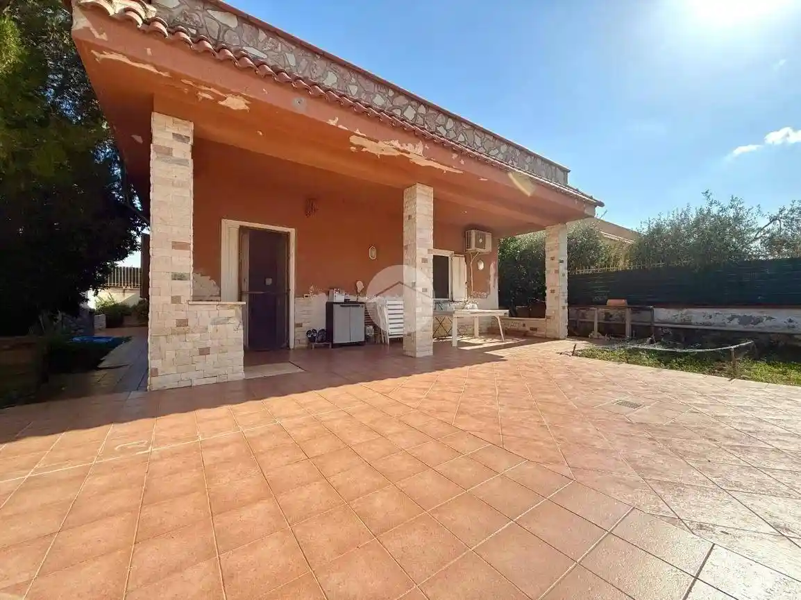 Villa in vendita a Carini