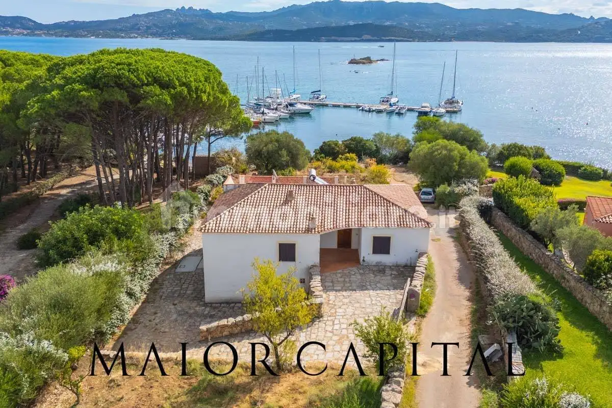 Villa in vendita a Arzachena