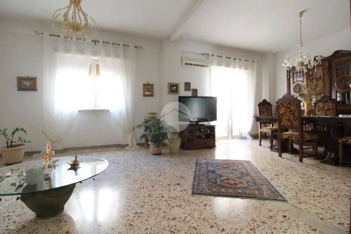 Appartamento in vendita a Palermo
