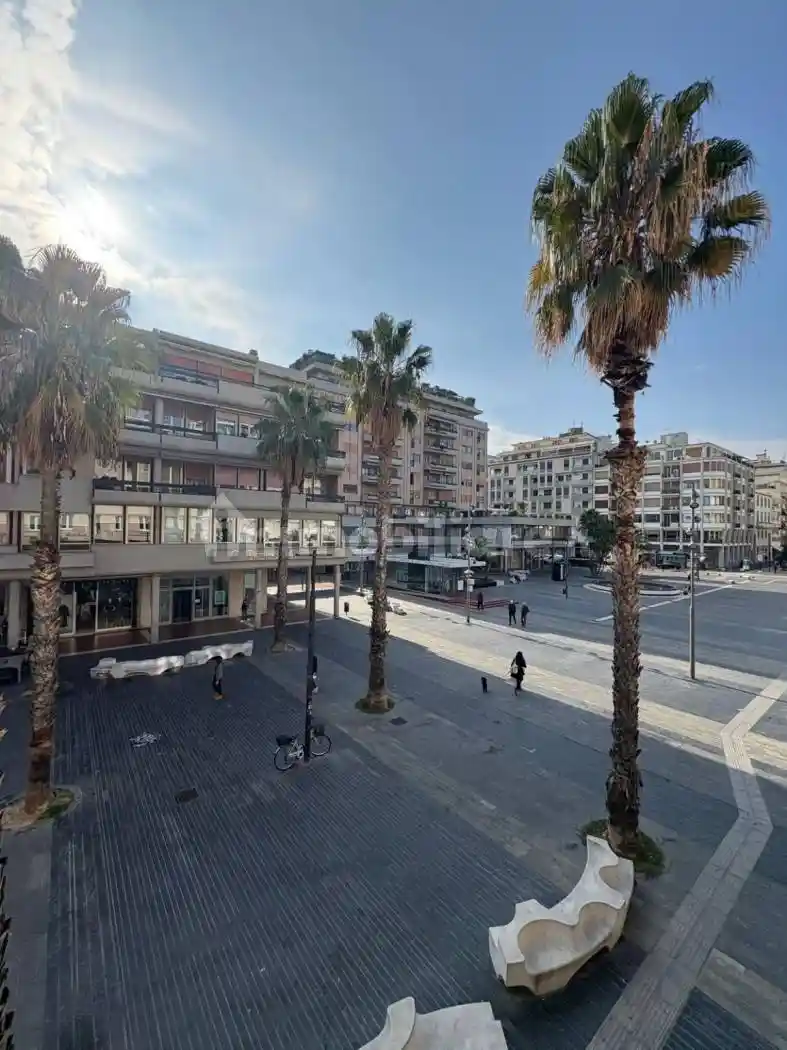 Appartamento piazza Salotto, Piazza Salotto - Corso Umberto, Pescara - foto 4