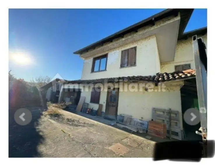 Villa in vendita a Lauriano