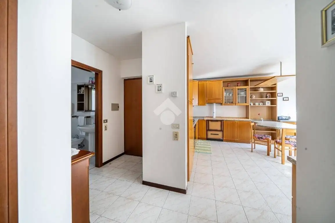 Trilocale via ai Calpi 3, Centro, Brentonico - foto 3