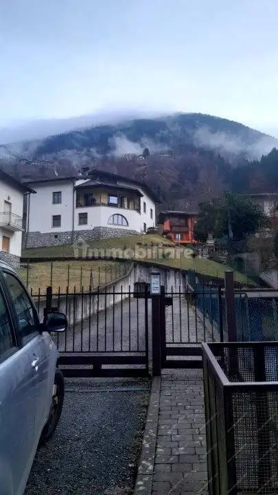 Appartamento in vendita a Gandellino