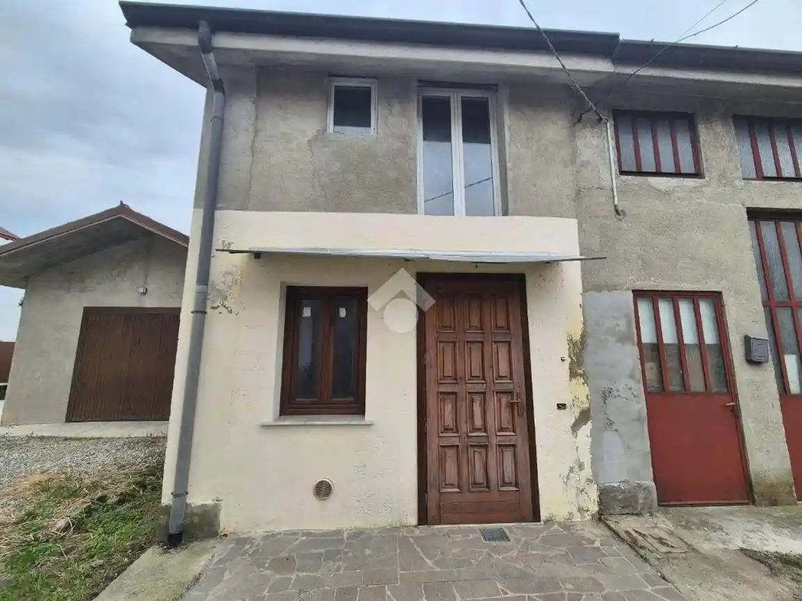 Rustico - Casale in vendita a Cornate d'Adda