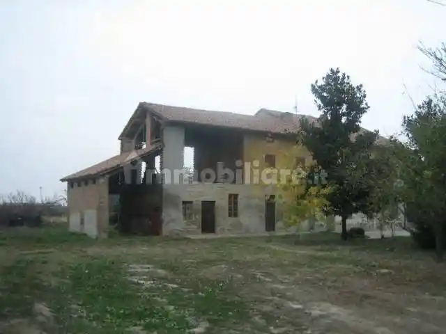 Rustico - Casale in vendita a Casei Gerola