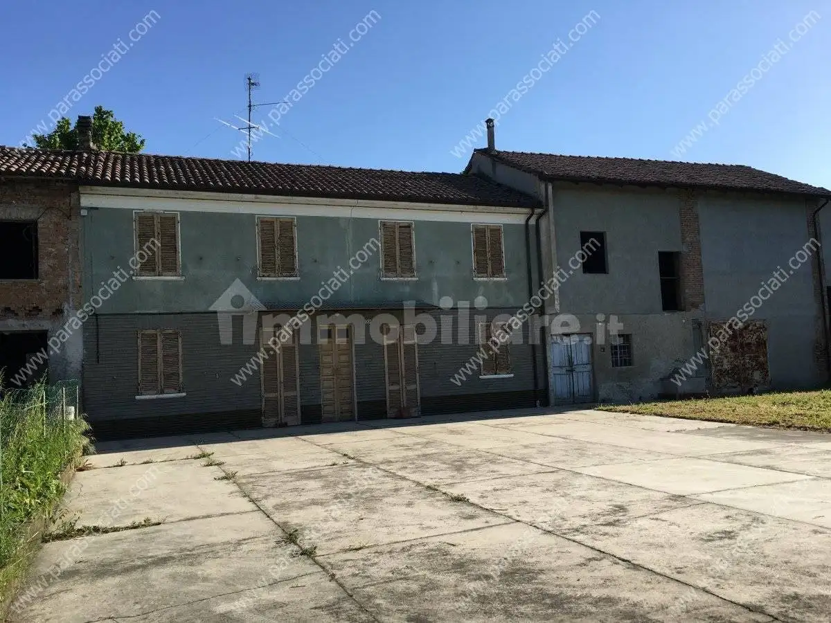 Rustico - Casale in vendita a Isola Sant'Antonio