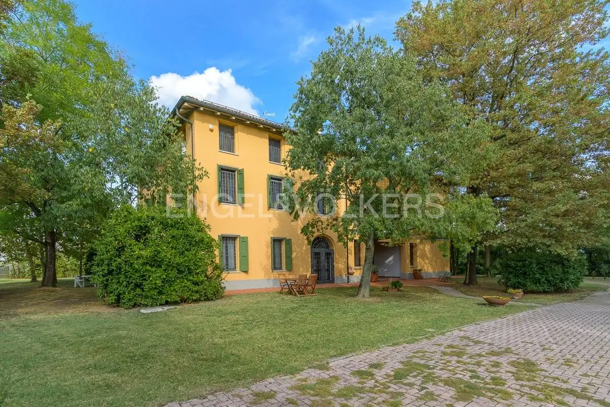 Villa in vendita a San Giovanni in Persiceto