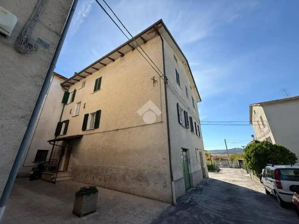 Appartamento in vendita a Gubbio