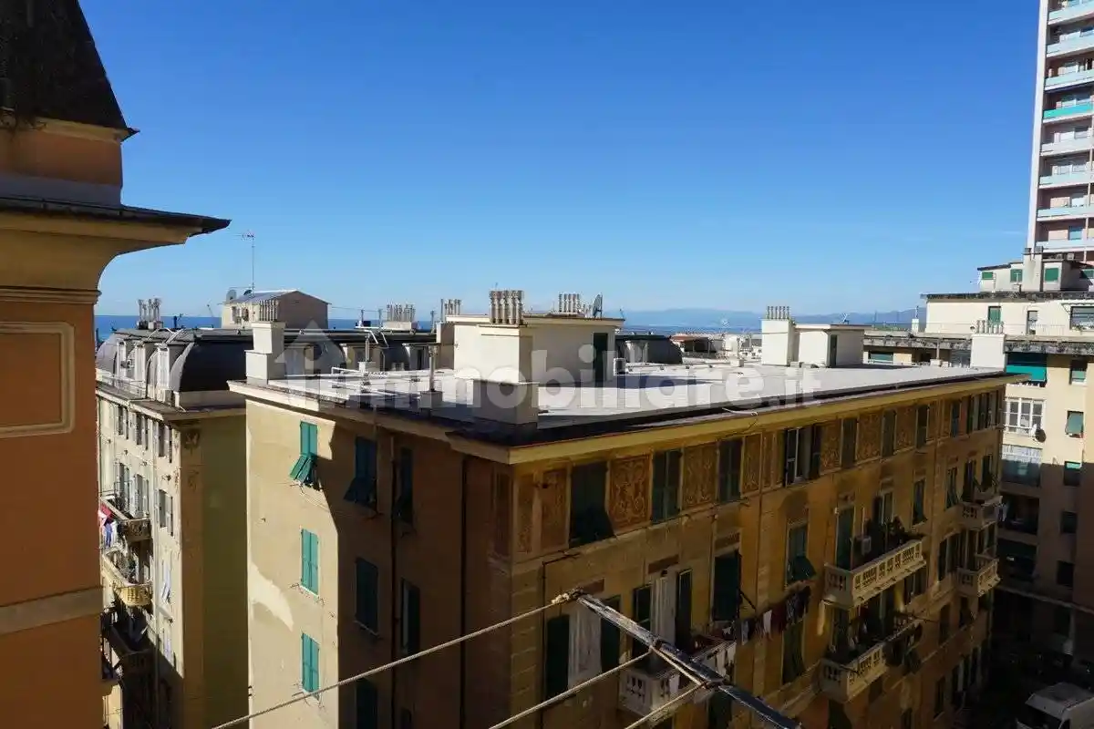 Appartamento in vendita a Genova