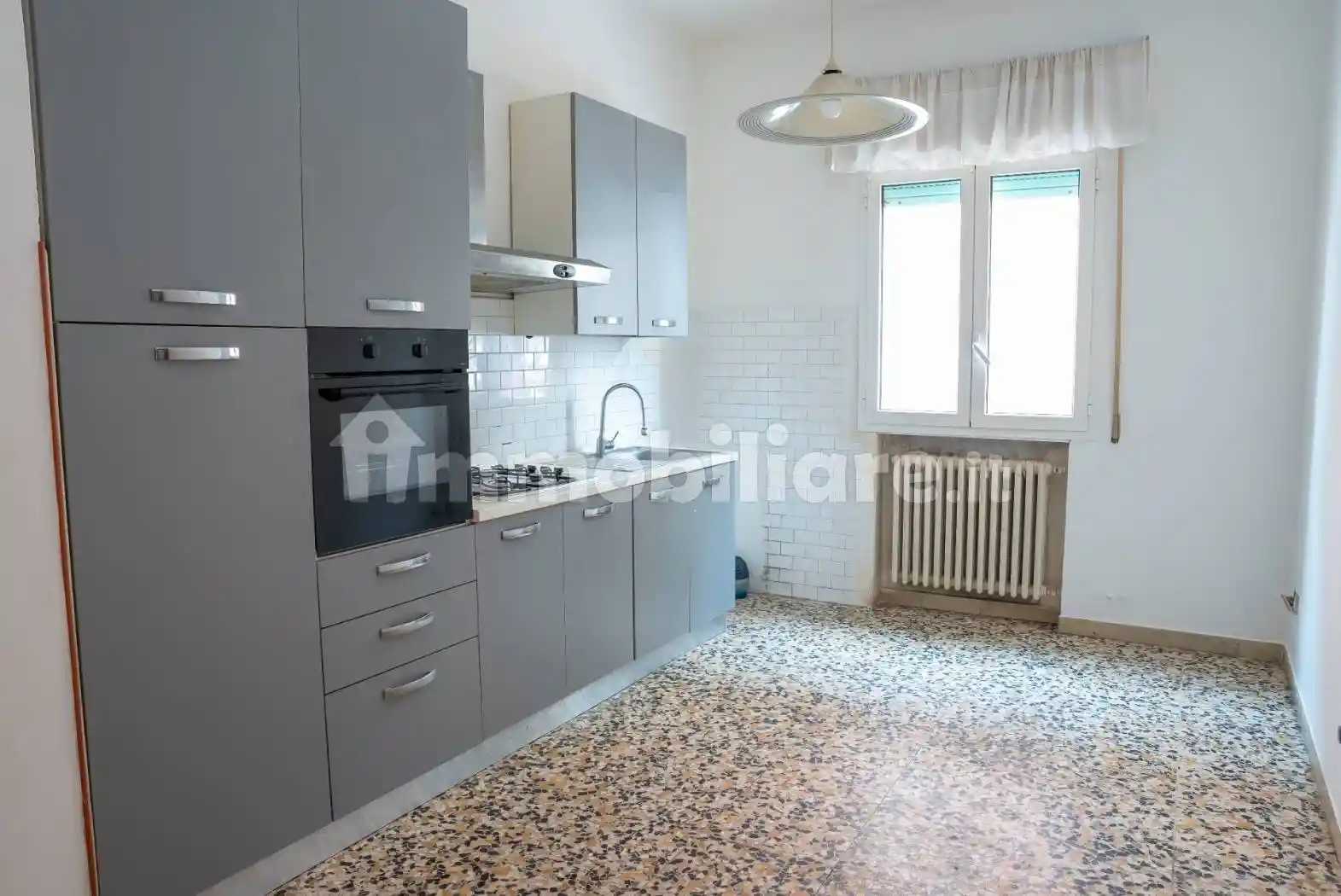 Trilocale buono stato, primo piano, Centro Storico, Imola - foto 3