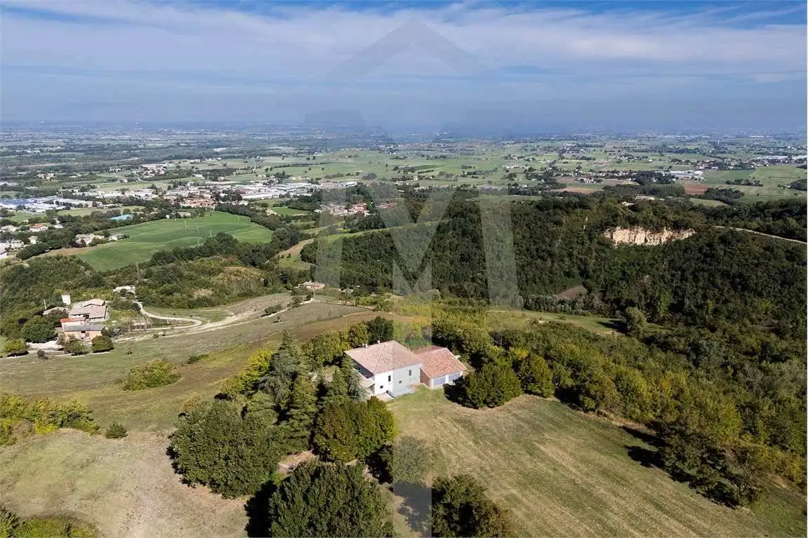 Casa indipendente in vendita a San Polo d'Enza