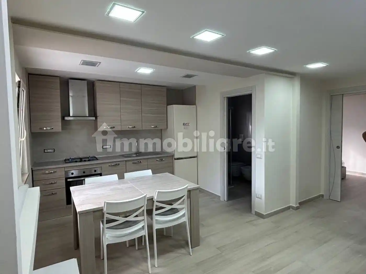 Bilocale via Gaetano Quagliariello 33, Zona Ospedaliera, Napoli - foto 3