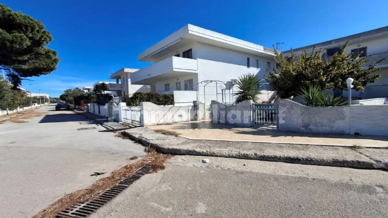 Appartamento in vendita a Lesina