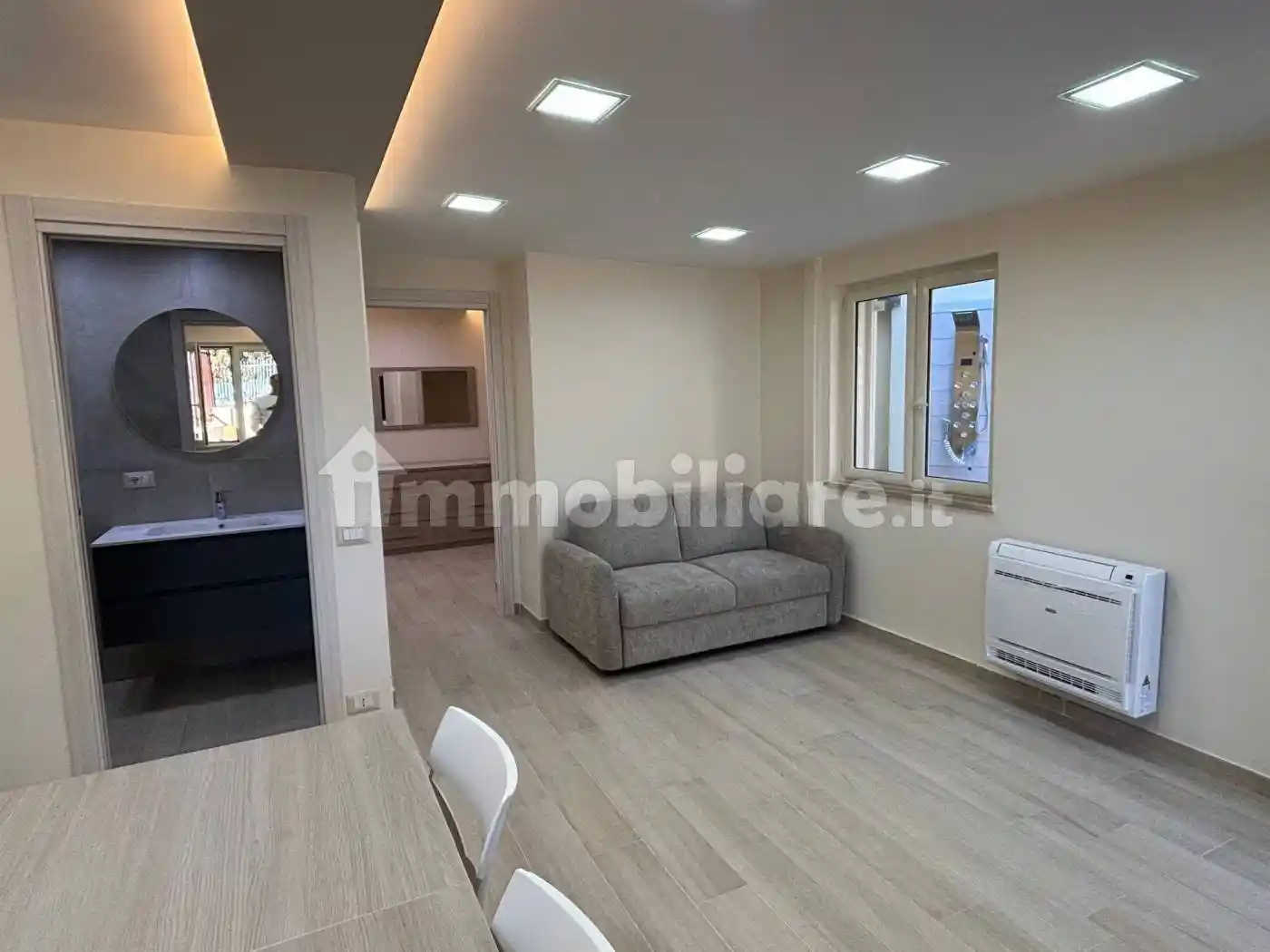 Villa unifamiliare via Gaetano Quagliariello 33, Zona Ospedaliera, Napoli - foto 3