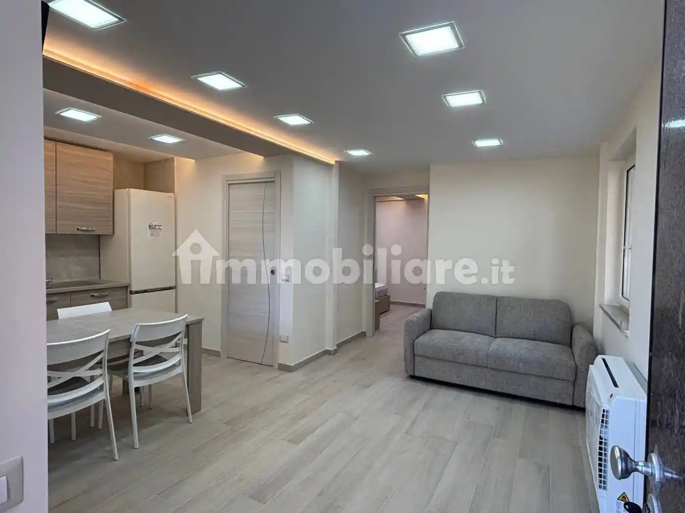 Villa unifamiliare via Gaetano Quagliariello 33, Zona Ospedaliera, Napoli - foto 4
