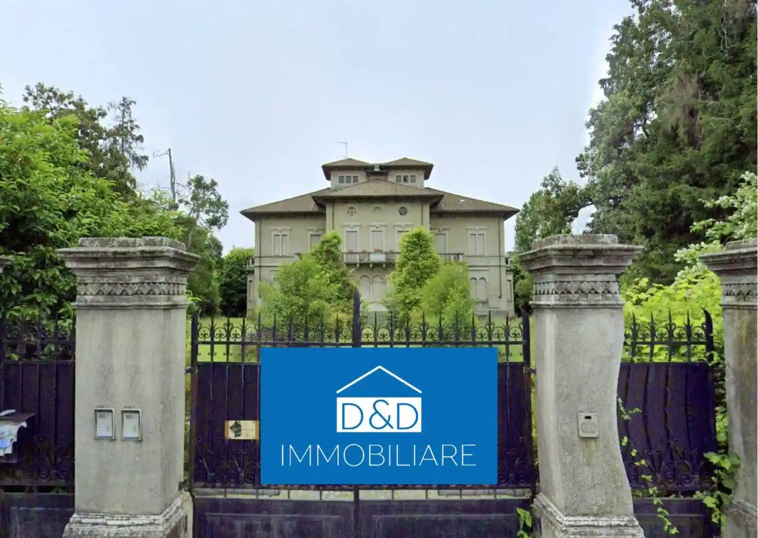 Villa in vendita a Cossato