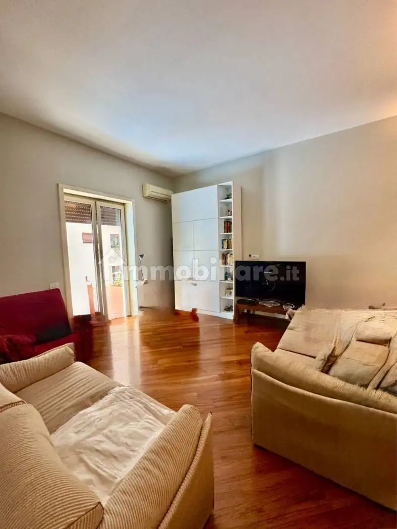 Appartamento in vendita a Salerno