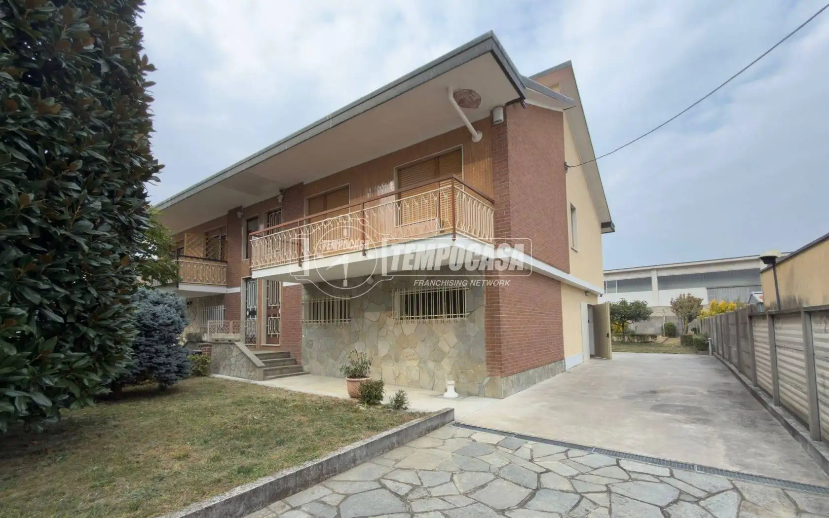 Villa in vendita a Cambiano