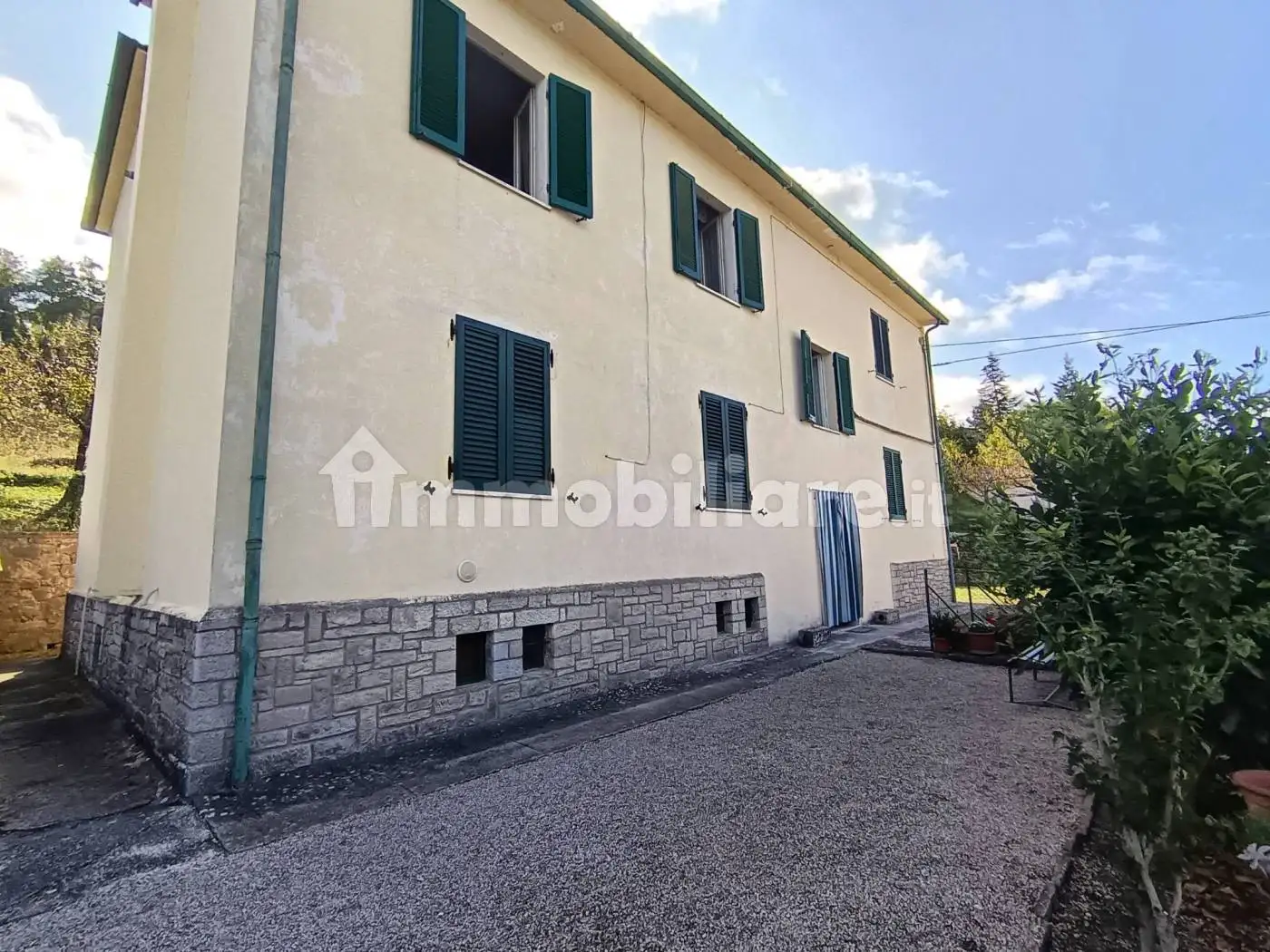 Appartamento in vendita a Pietralunga