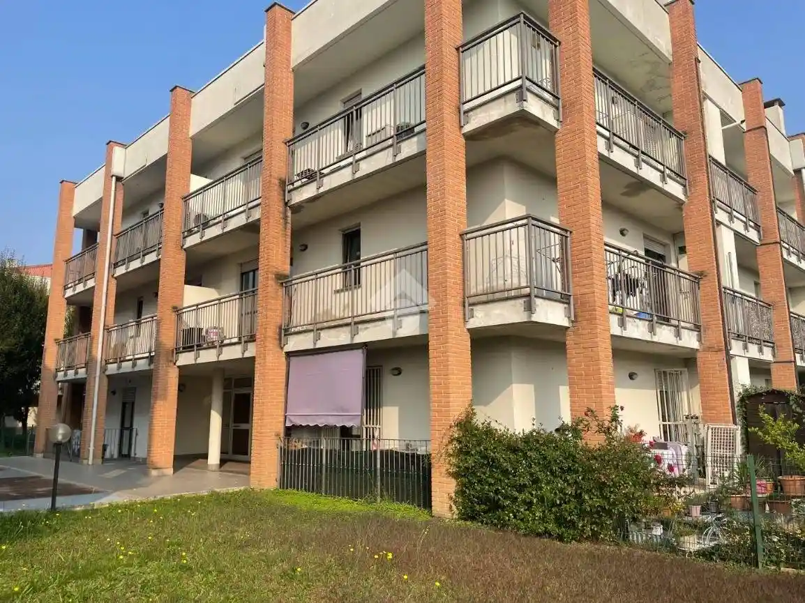 Appartamento in vendita a Cardano al Campo