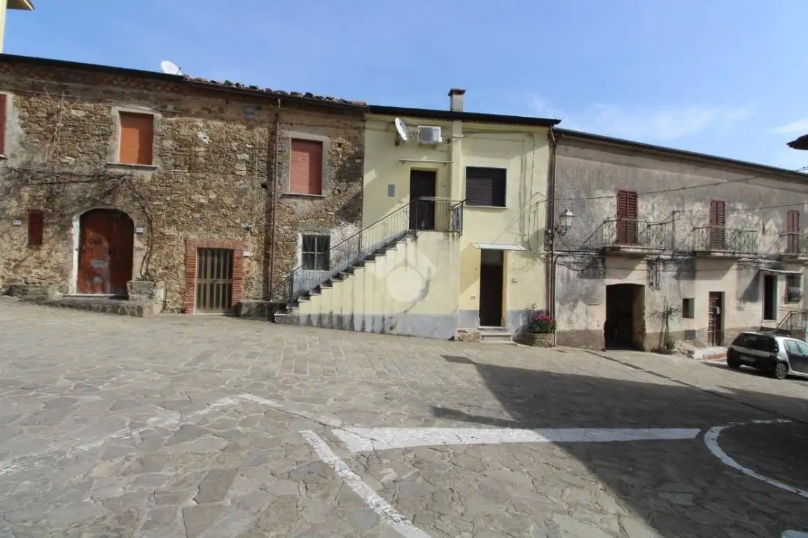 Appartamento in vendita a Ogliastro Cilento
