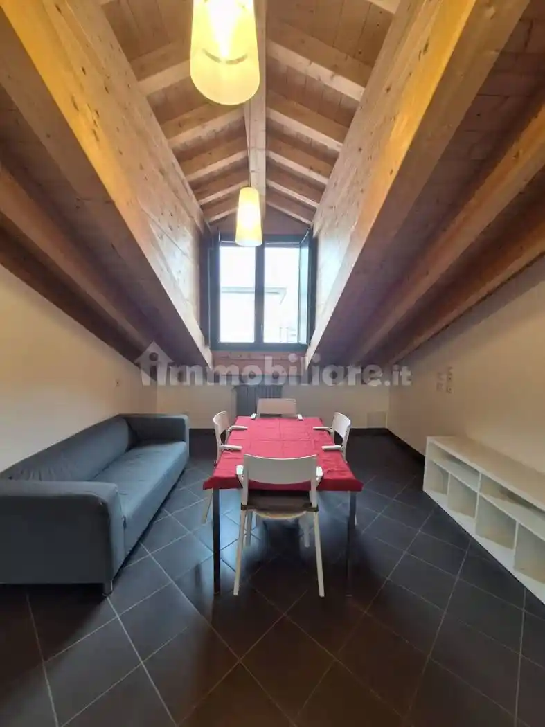 Attico - Mansarda in affitto a Milano