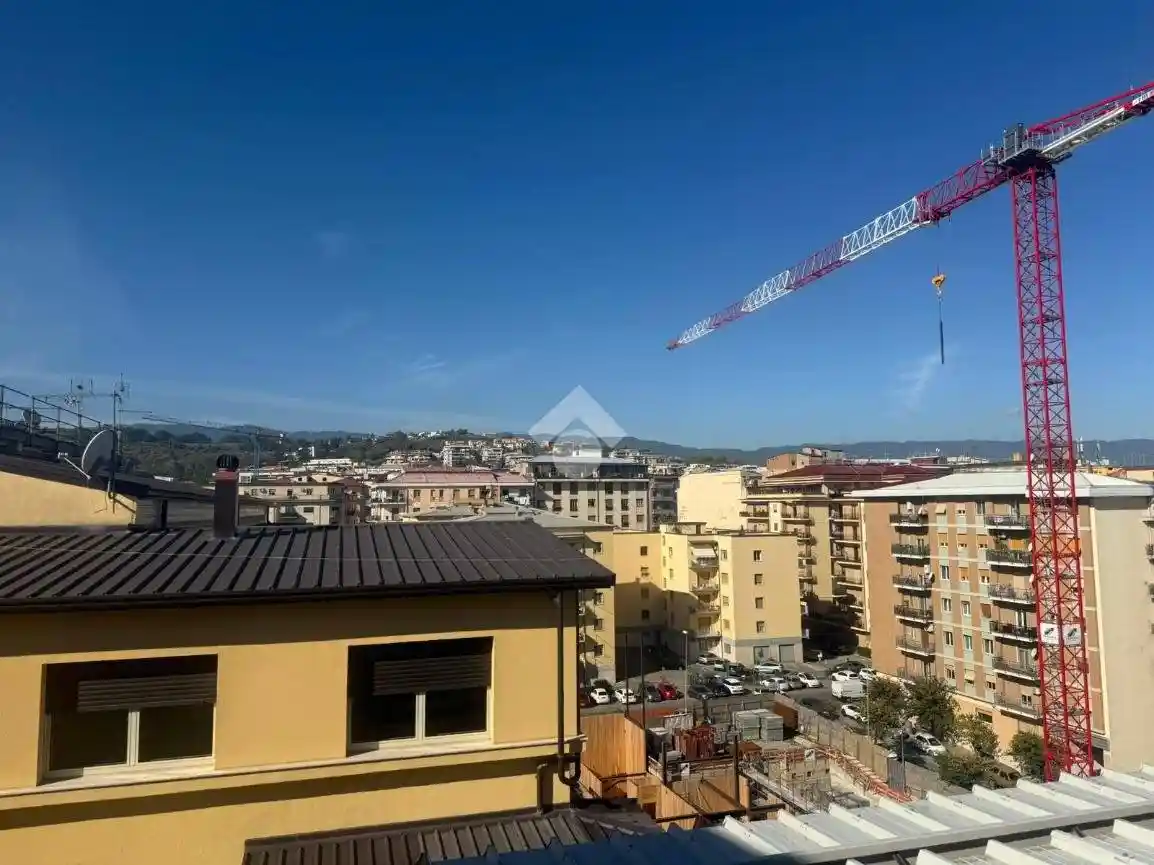 Quadrilocale viale Giacomo Mancini 105, Mancini, Cosenza - foto 2