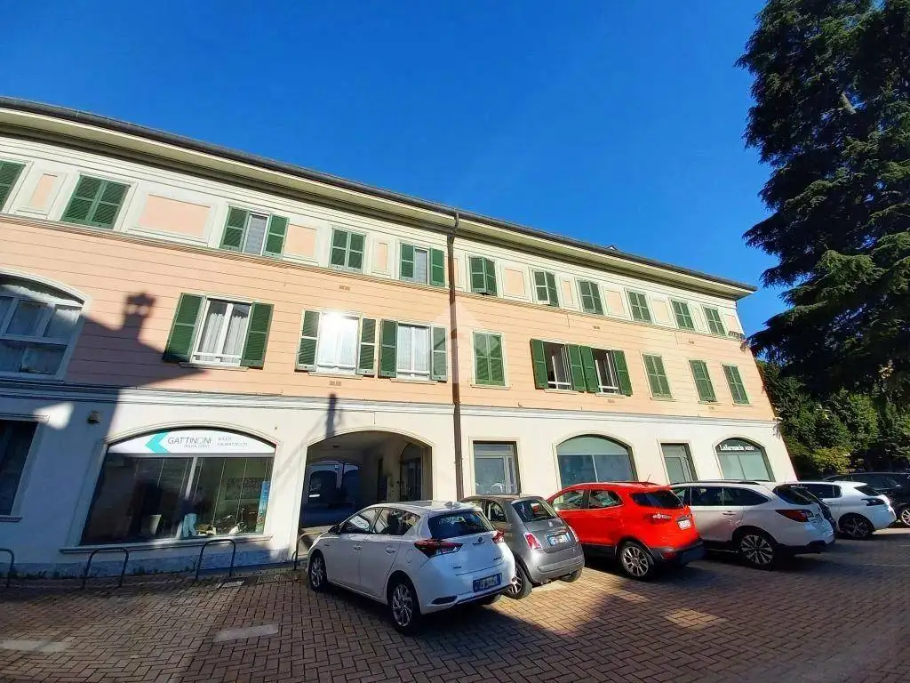 Bilocale via Giacomo Matteotti 43, Centro, Asso - foto 2