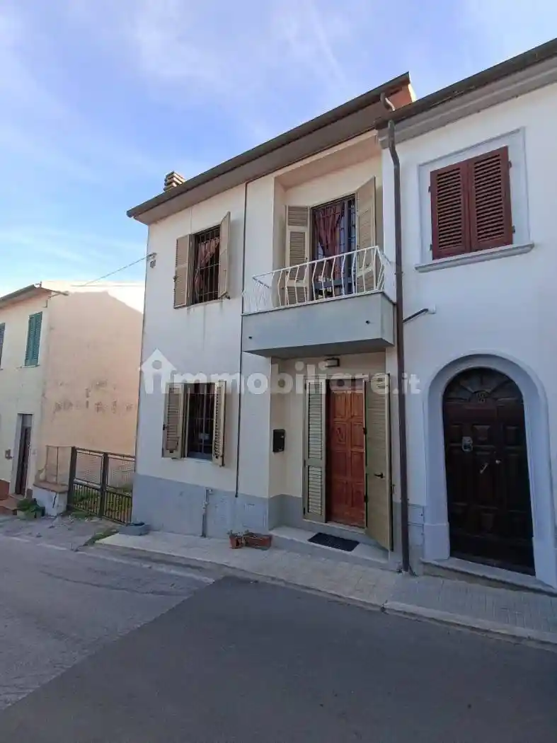 Villetta a schiera in vendita a Gavorrano