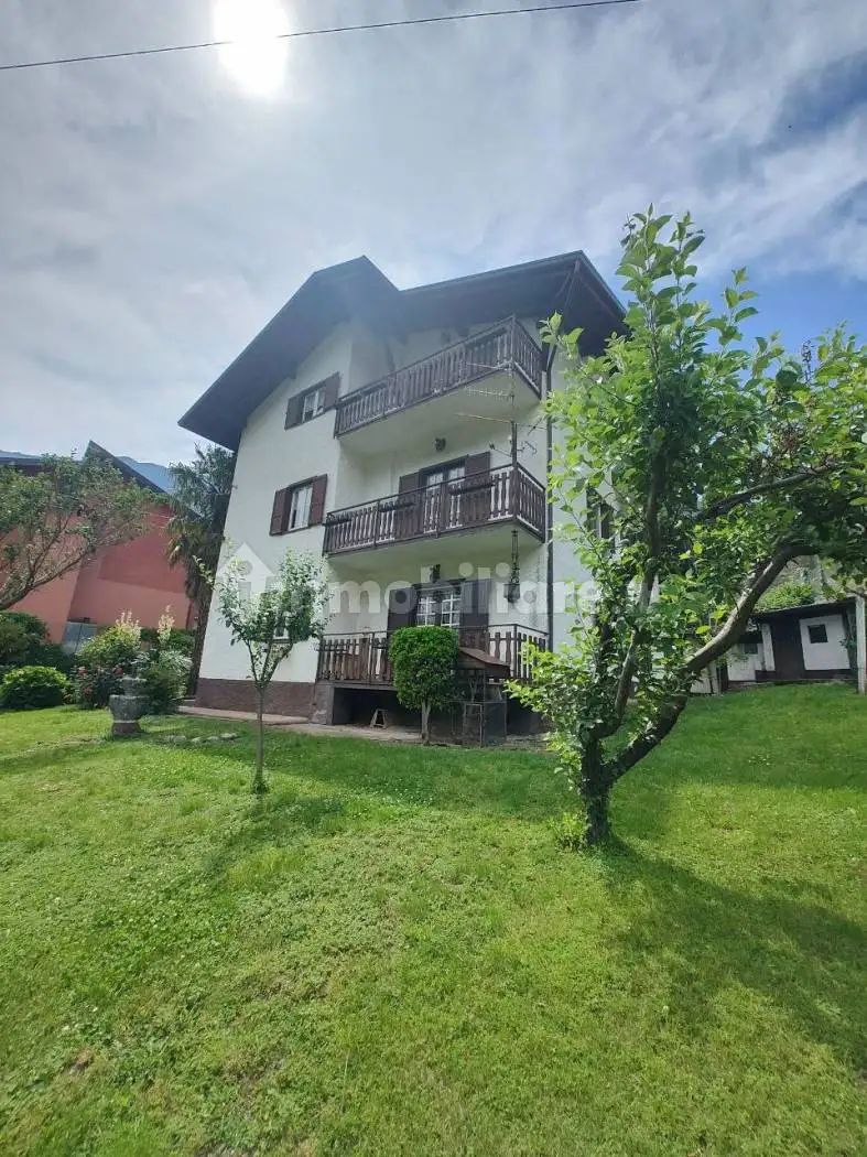 Villa in vendita a Sellero