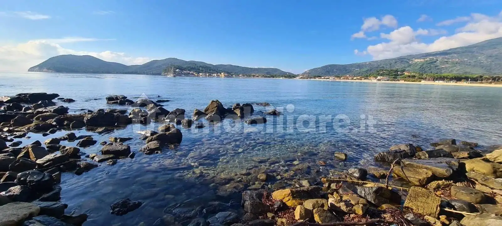Villa in vendita a Campo nell'Elba