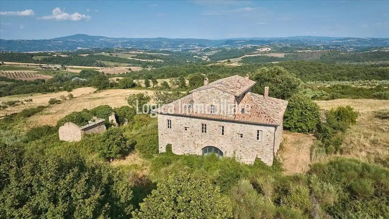 Rustico - Casale in vendita a Città della Pieve