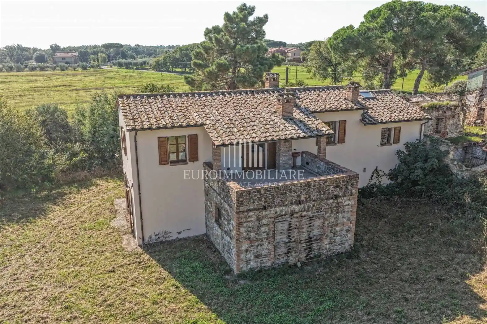 Villa plurifamiliare via Trasimeno II, 34, I Bertoni, Castiglione del Lago - foto 2