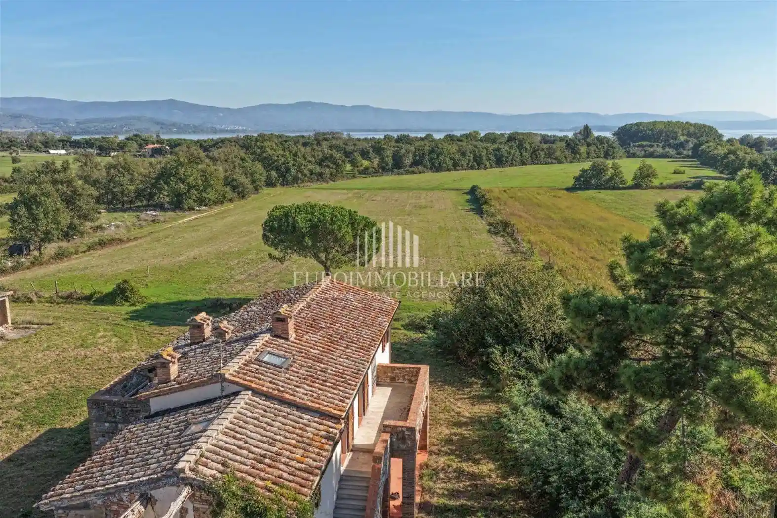 Villa plurifamiliare via Trasimeno II, 34, I Bertoni, Castiglione del Lago - foto 4