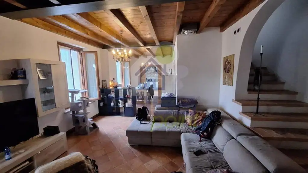 Terratetto unifamiliare Circonvallazione Sud, 79, Asola - foto 2