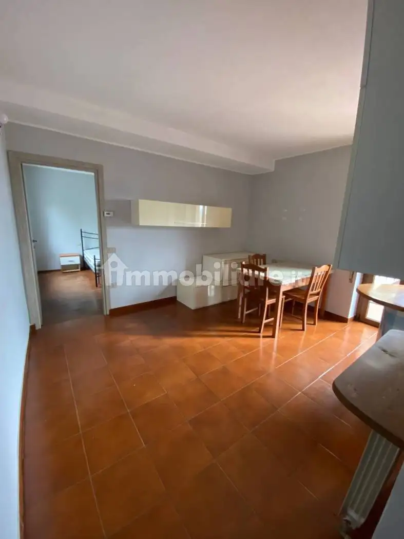 Appartamento in vendita a Biandronno