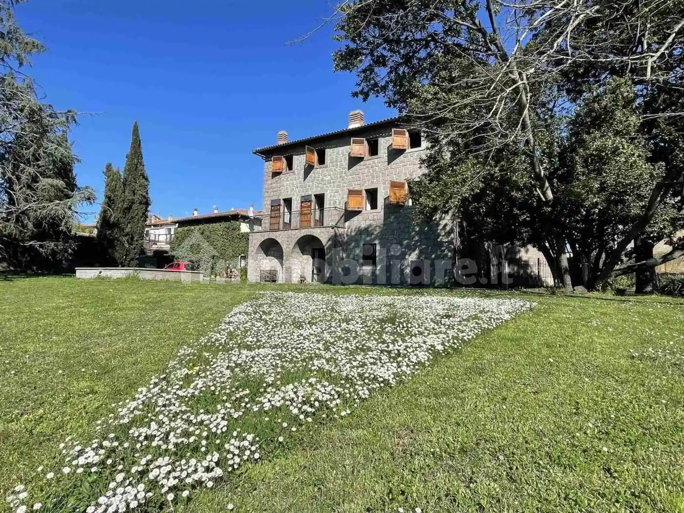 Casa indipendente in vendita a Montefiascone