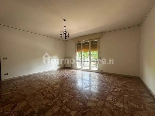 Trilocale ottimo stato, primo piano, Centro, Camposanto - foto 4