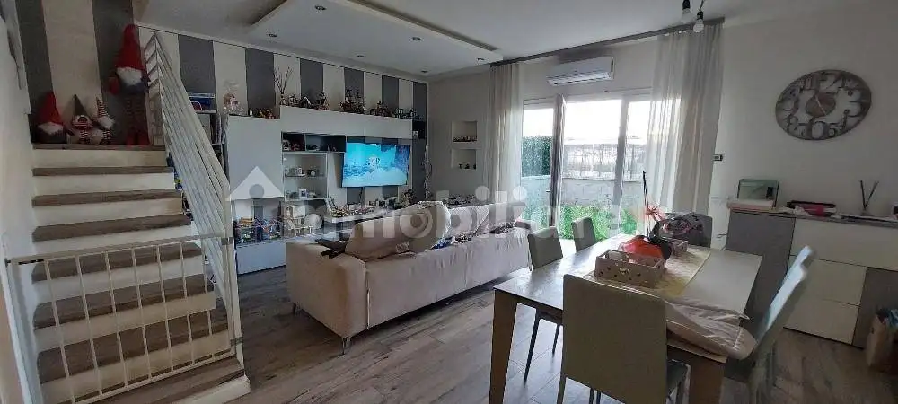 Villetta a schiera in vendita a Pistoia